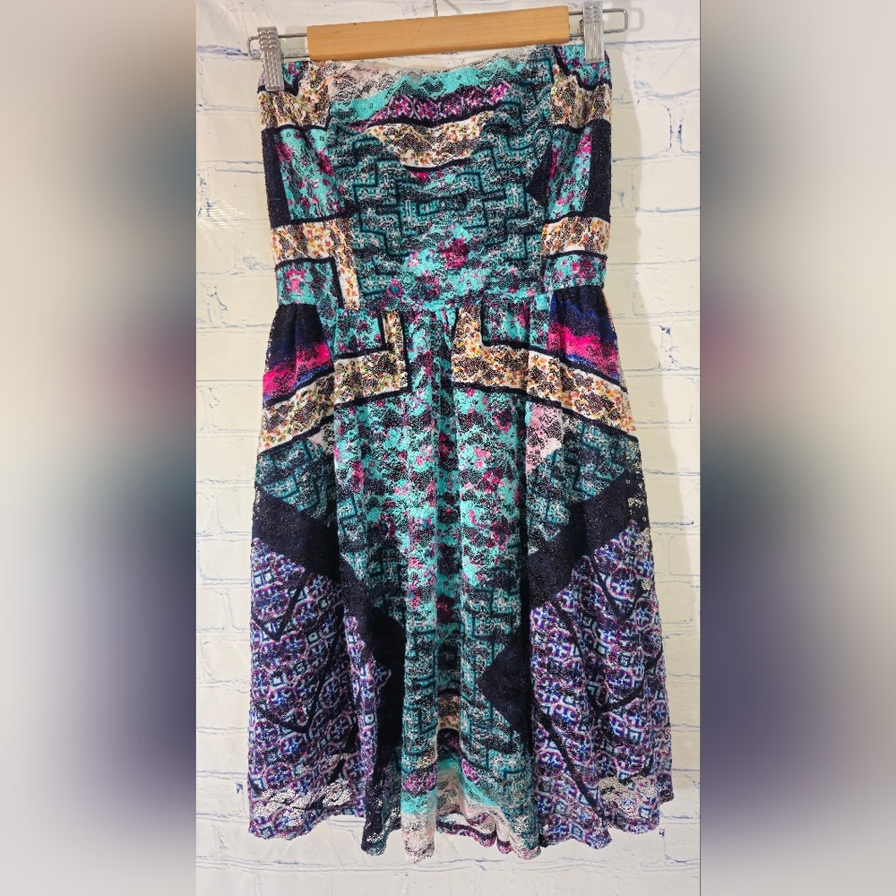 1love, Fire Sleeveless Colorful Floral Lace Summer Dress Womens Size Medium